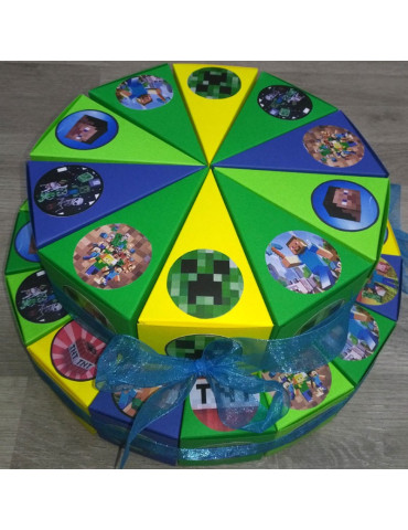 Minecraft torta od kartona